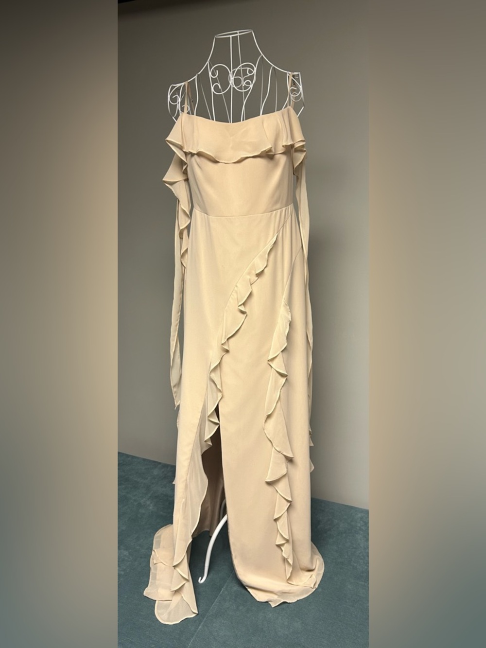 Barbie Azazie Chiffon Ruffle Column Formal Dress